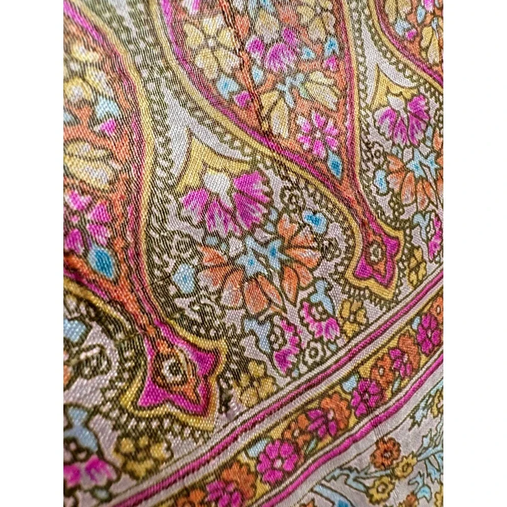 Vintage 100% Pure Silk Scarf Made in India Pink Floral Paisley Hand Rolled 32x32